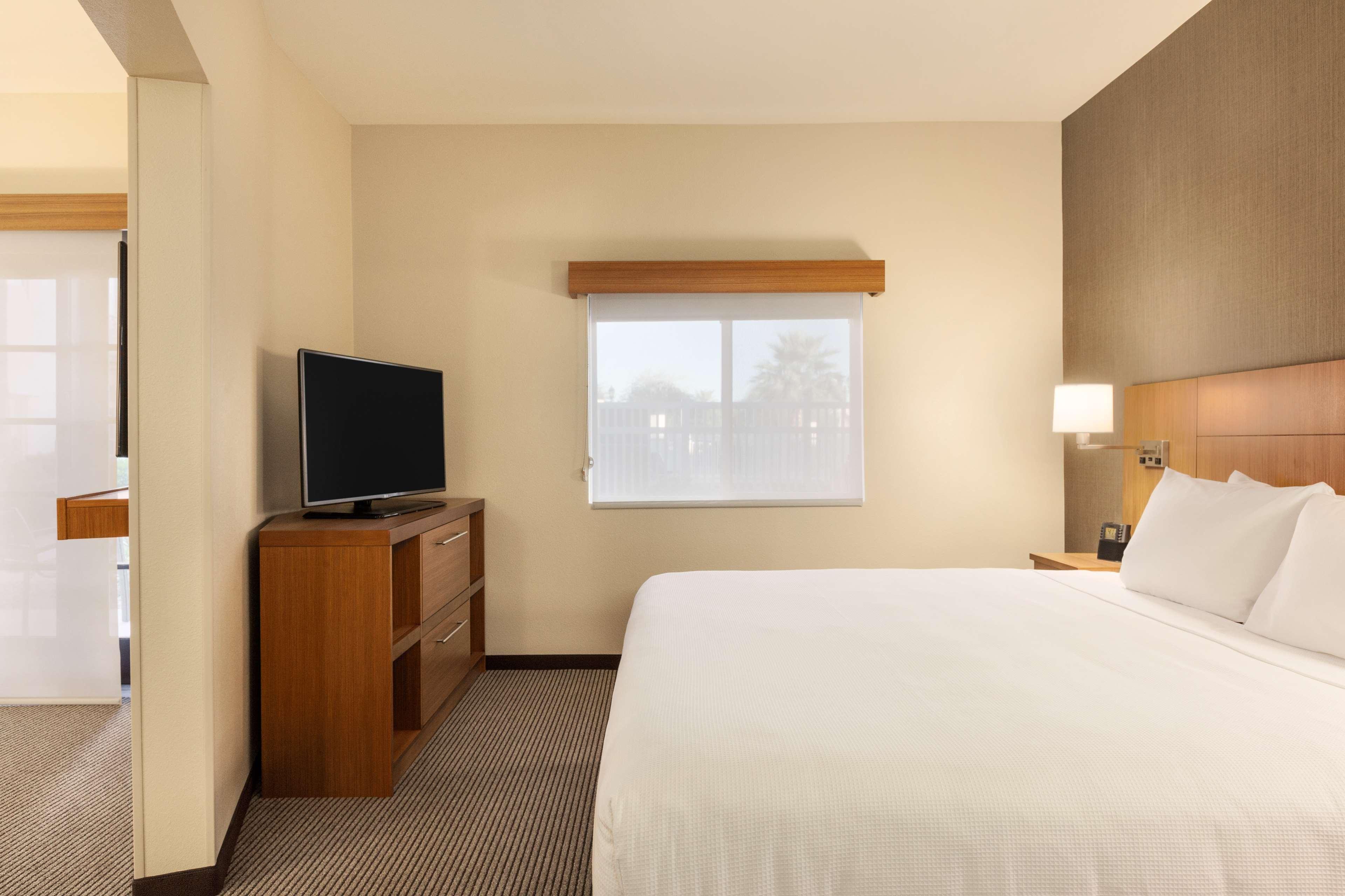 Hyatt Place Phoenix Chandler - Fashion Center Экстерьер фото